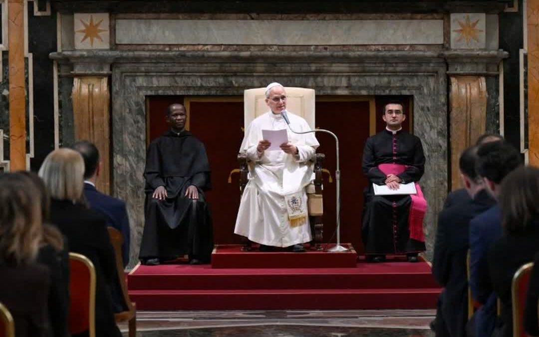 Pope Leo XIV: Planes should bring peace, not war and destruction – Vatican News